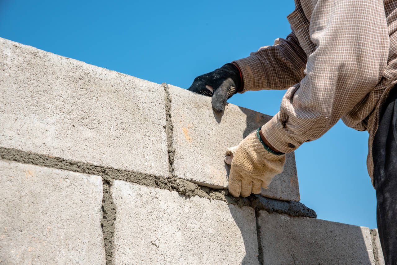 how to make cement bricks at home
