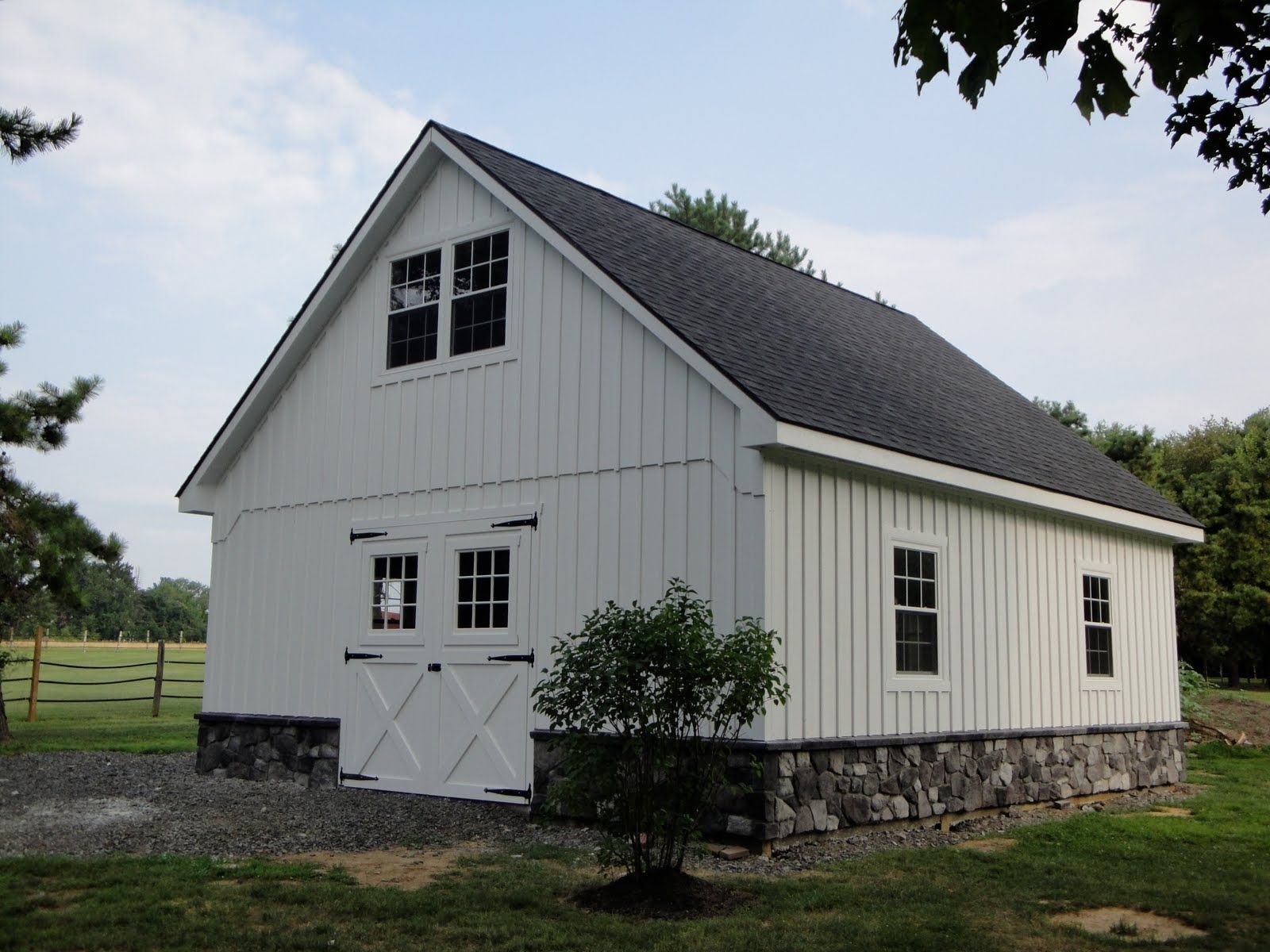 small pole building homes