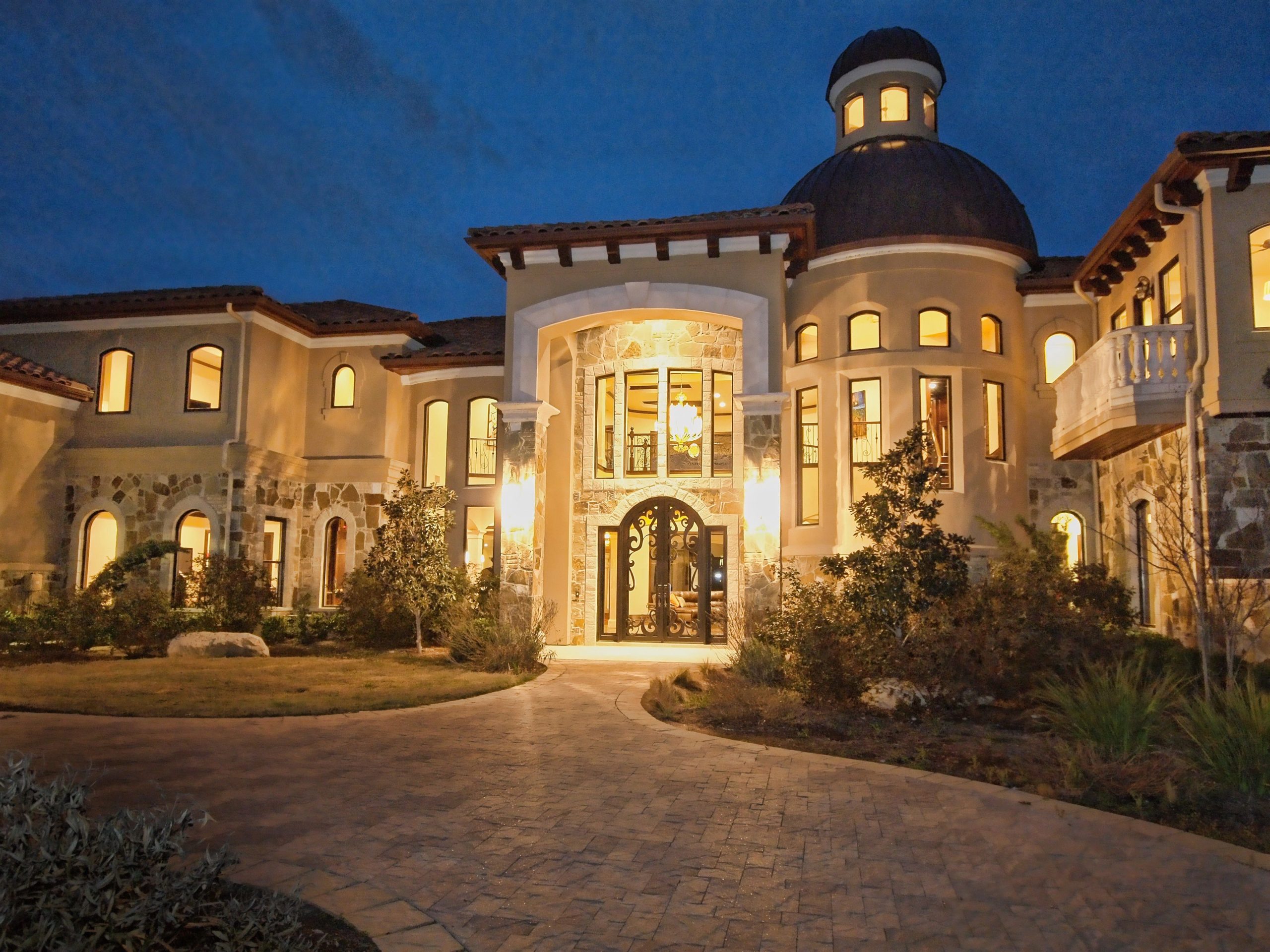 top luxury home builders in texas